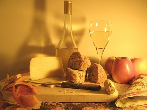 champagne, cheese and apples