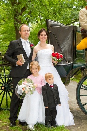 newlyweds by carriage
