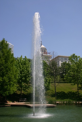 downtown water fountain